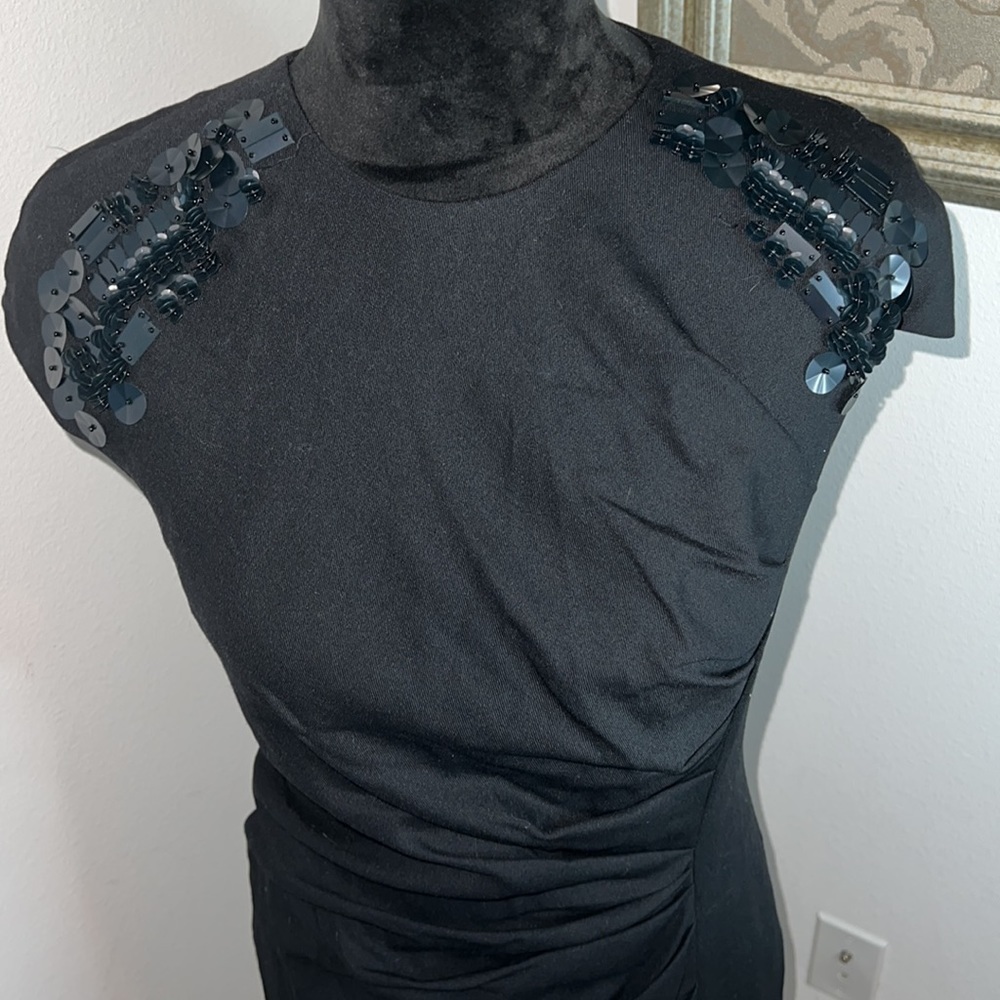 Magaschoni New York embellished little black dress draped cap sleeves Sz 4 wool
